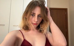 MilaPixie: Ruby Dessous Pixie Bed - Hübsche Beine Necken Zu Spielzeug Glückseligkeit