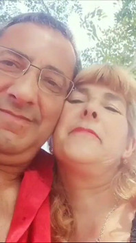 Don Gresopio si fa massaggiare i piedi