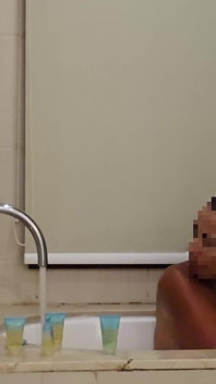 Żona bierze prysznic w hotelu, MILF, Pełna scena, Ep 32901
