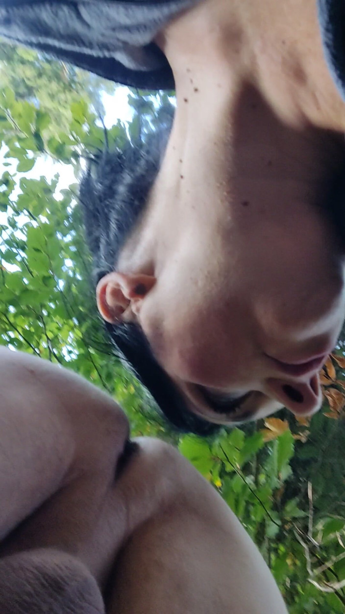 Toilet Mommy: Verrückte Zunge Leckt Meinen Arsch