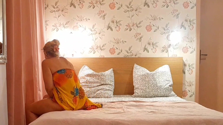 Selena701: Amateur Blonde Femme Mature Apprécie Les Jeux De Sexe Le...