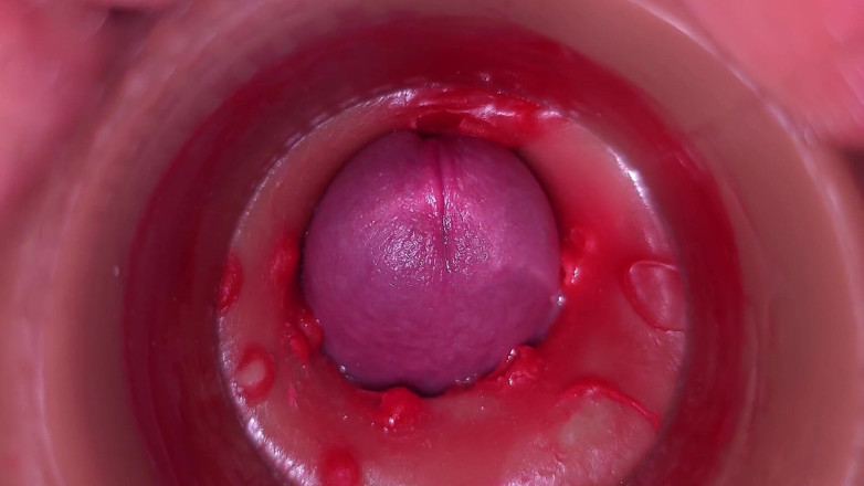 Ladybottox: Cámara en vagina, cervix en primer plano, chorreo de leche