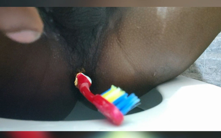 Titanichumor559: Masterbrution a media noche