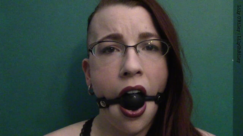 Lily O'Riley: Ballgag zírá