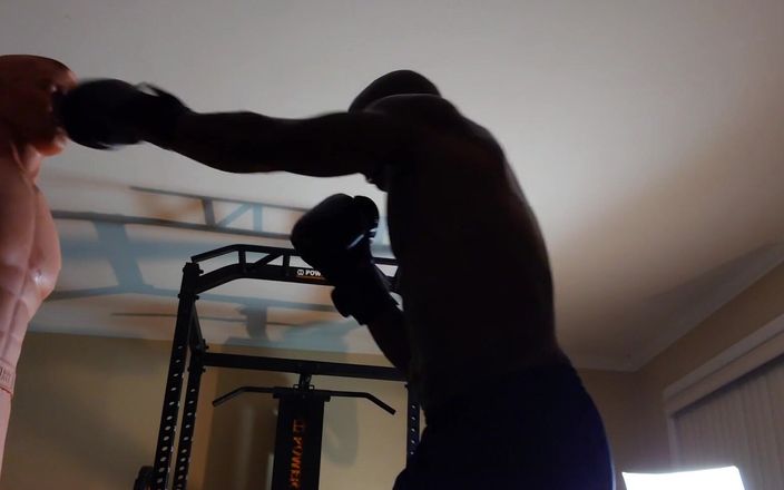 Hallelujah Johnson: Boxing cvičení dnes Kaléro na gram proteinu 4 cal na gram...