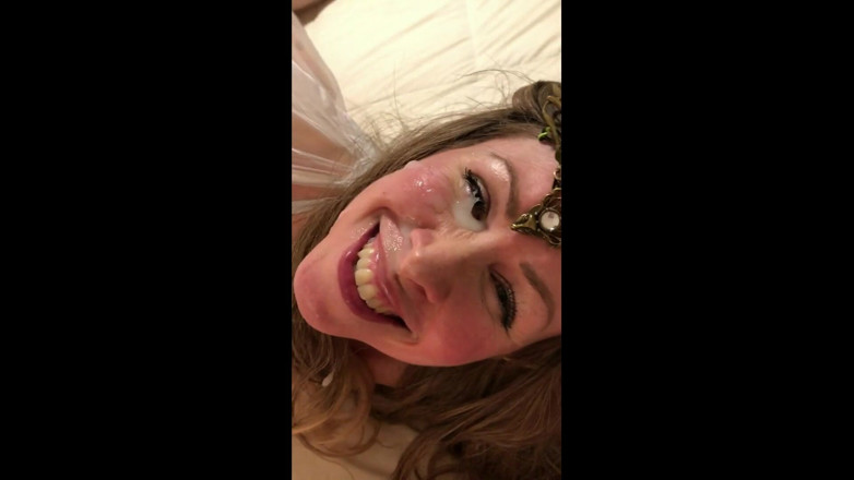 Dirtybitch4Cum: Я так сумасшедшая от спермы