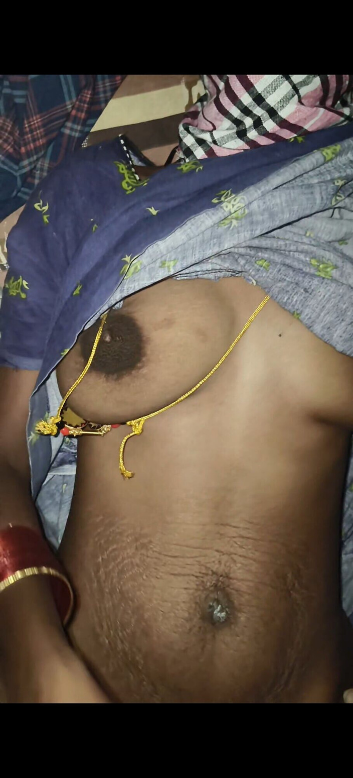X videos: Üvey erkek kardeş desi üvey kız kardeşini evde sikiyor