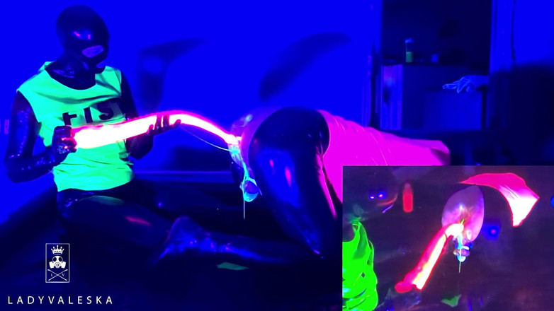 Lady Valeska: Uv fetiš šukání