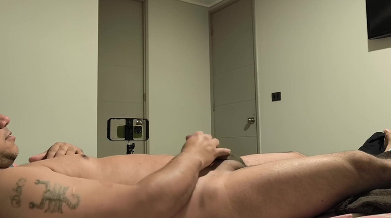 Danny studio: Setiap hari aku bangun dengan sange