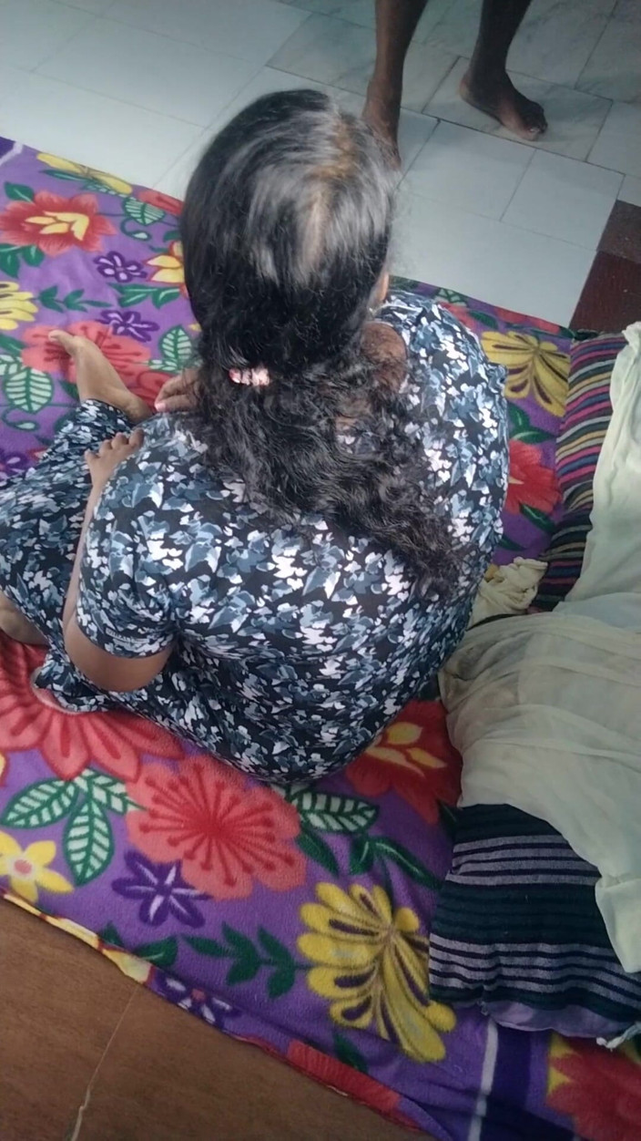 Benita sweety: छत पर बाहर सेक्स