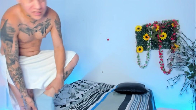 Yosey: Профессиональный Косметолог И Массажистка Завершает Своё Свидание Счастливым Концом.