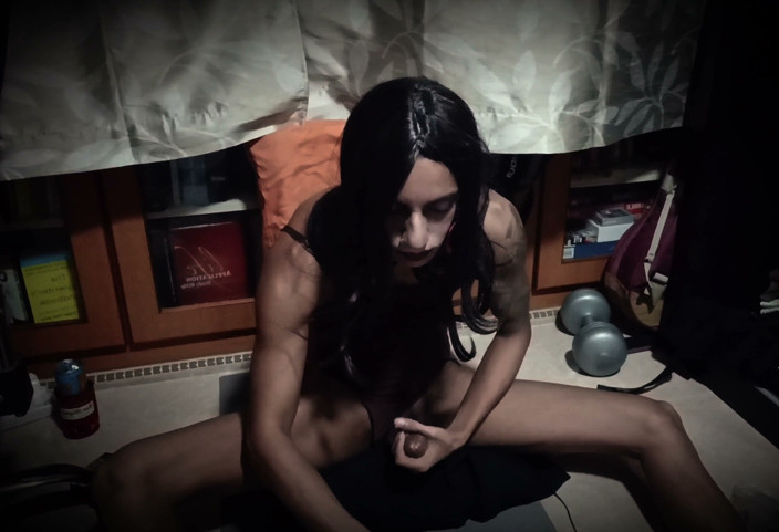 Ombunny: Watch Raw Trans Goddess Blow Her Load