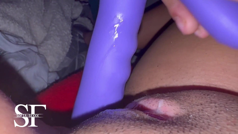 sofiasexxx: 携帯のアプリでオナニーしてる