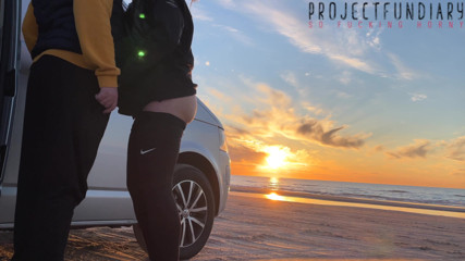 Projectsexdiary: Sexe au coucher du soleil à la plage dans un legging...