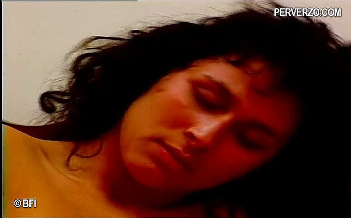 Amazing asses and pussies: Aksi bertiga dengan si rambut coklat berbulu