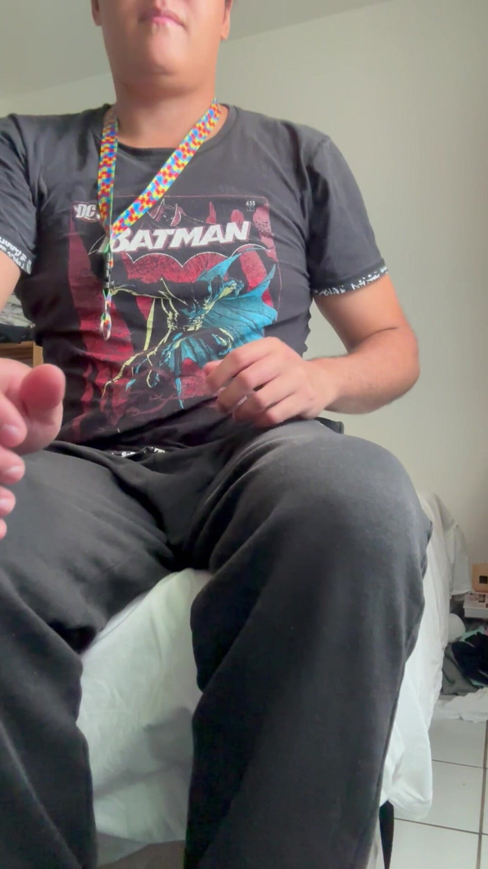 Boy feet: Boy Feet Show After All Day Inside Sneakers- Pes De...