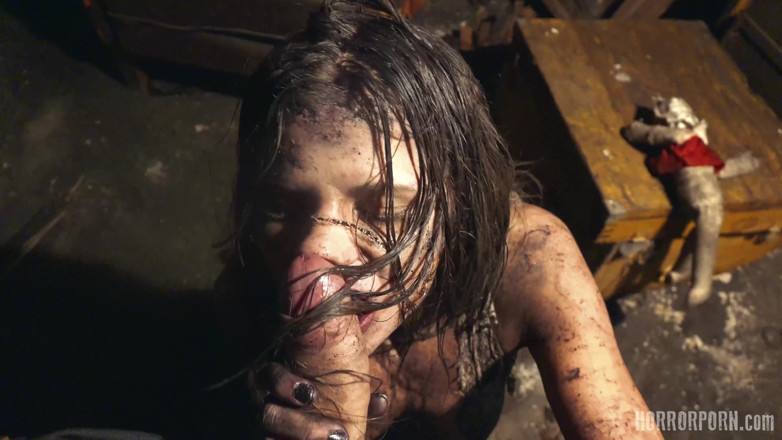 Horror porn: Porno de groază 36 exorcistul