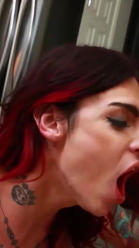 Transerotica xăm mình ts chelsea marie thổi và bú cu