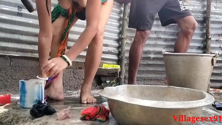 Villagesex91: Vợ cho thấy âm hộ của mình được liếm rõ ràng bằng...