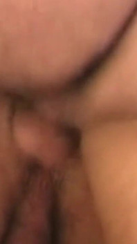 Lubang pantat cewek sange ini dientot habis-habisan sampai lubang pantatnya menganga lebar dan lanjut dientot habis-habisan sama kontol besar sampai lubangnya menganga lebar