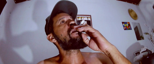 Stink HairyMale: Masturbándose en pantalones cortos