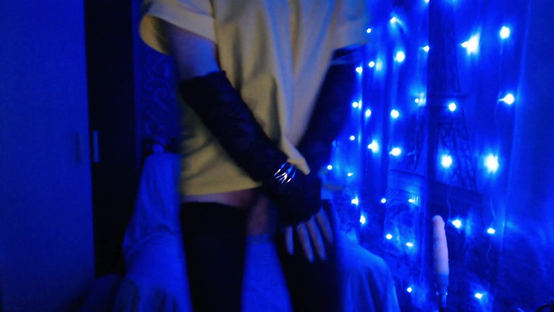 violet_bisex: Nocny Pokaz Strzelania Online