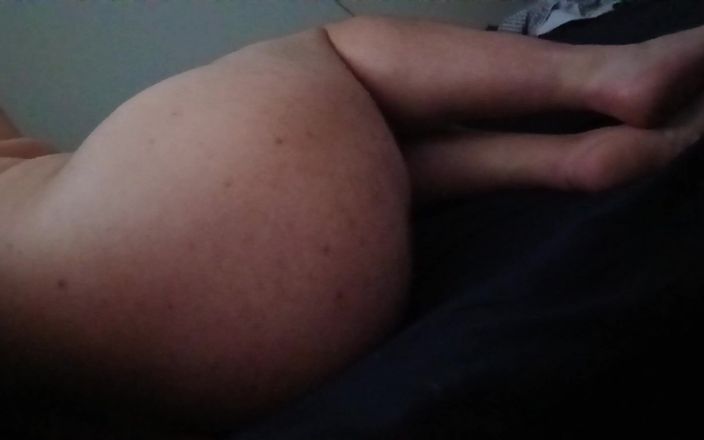 amateurbrazilian: J’adore que ton demi-frère est ici à la maison maintenant