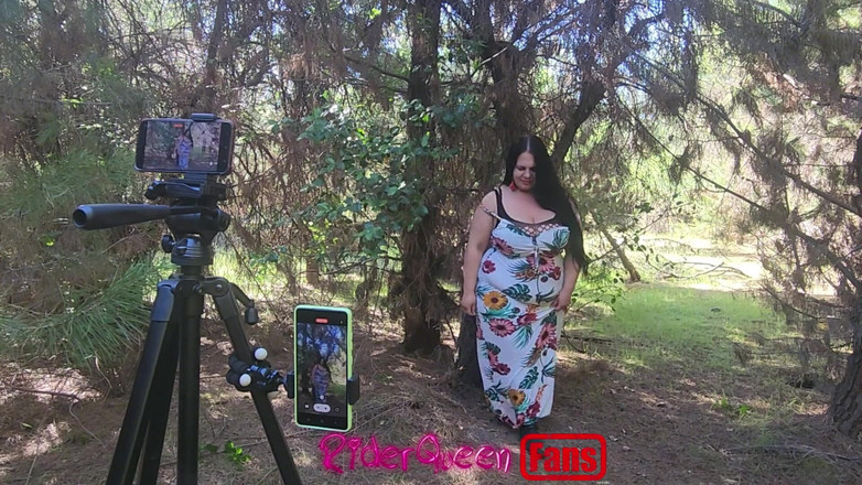 Only Riderqueen BBW Step Mom Latina Alone: Riderqueen yalnız, açık havada, hayranlar için videolar