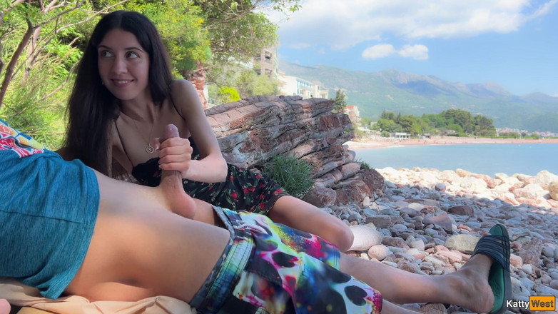 Katty West: Risky Outdoor Dick Flashing on the Beach - I Took His...