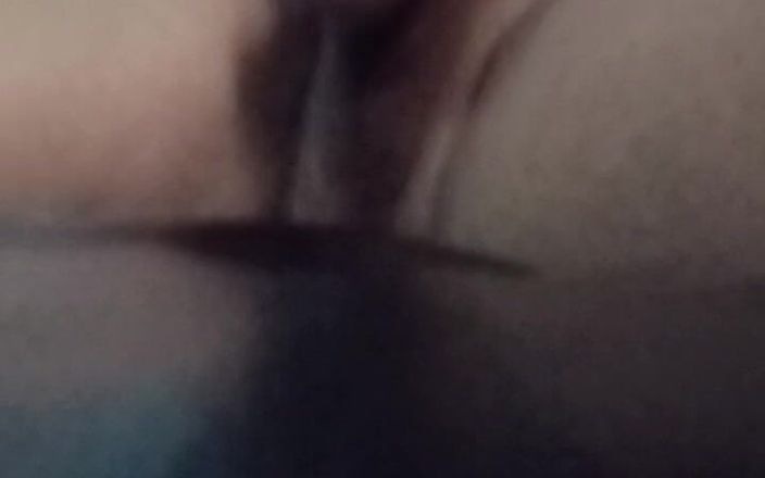 Bigcocka: Massaggia il mio grosso cazzo su xhamstar
