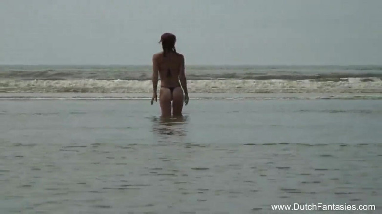 Dutch Fantasies: นางโลมผมแดงรักโดนเย็ดกลางแจ้ง