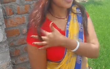 Deshi Riya Bhabhi Come in Oldest House Chhat Fast Floor Fucking Video