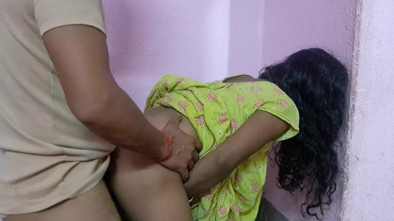 Sumaj: Batang kote hitam besar dan pepek