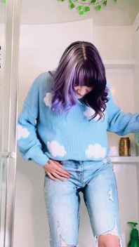 Think These Denim Pants Look Way Better