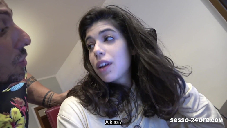 SESSO-24ORE: Wtf! Achter haar rug! Vrouw bedrogen terwijl ze werkt! (Porno uit...
