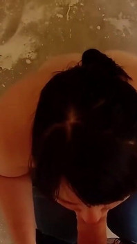 उसने मुझे अपने Putty.mp4 से ढँक दिया
