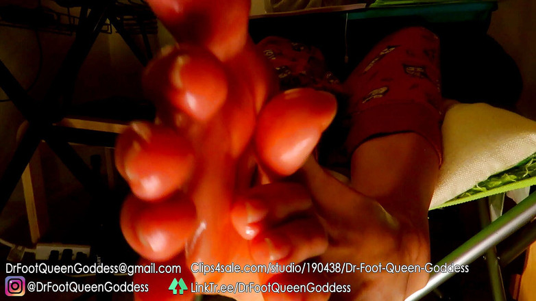 Dr. Foot Queen Goddess: Mokré olejové tření chodidla celé