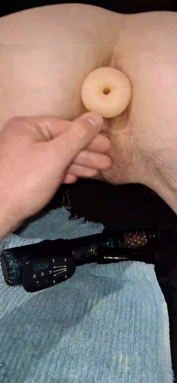 slughole90: เย็ดตูดในกระเป๋าของฉันในตูดเธอ