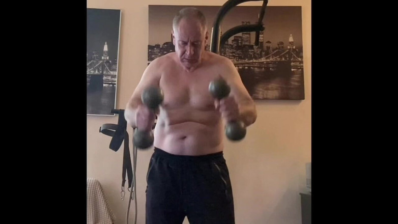 Alex Igogo: Cosa stai guardando