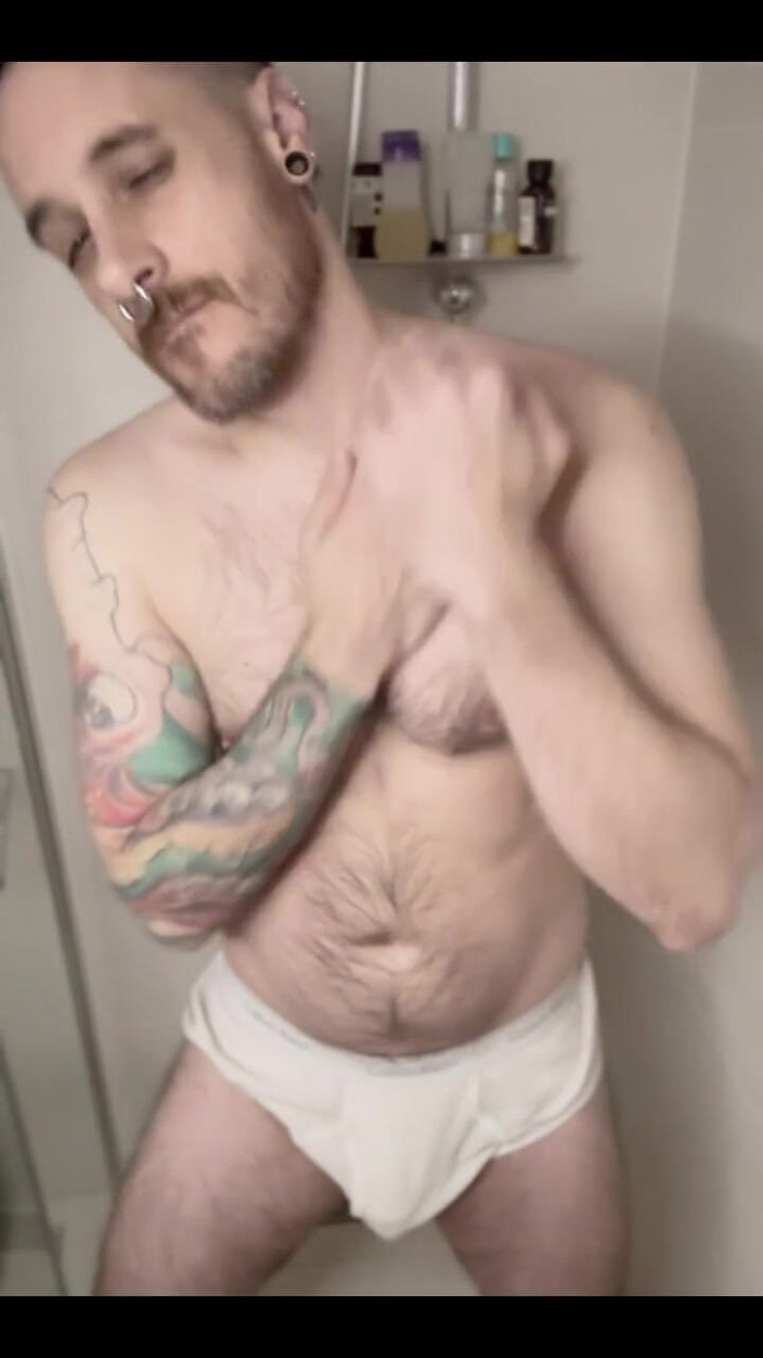 Maxx Obsidian: Had a Little Fun in the Shower Today