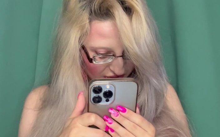 FinDom Goaldigger: स्वामिनी खोज गोलगगर तुम्हारा स्वर्ग है!