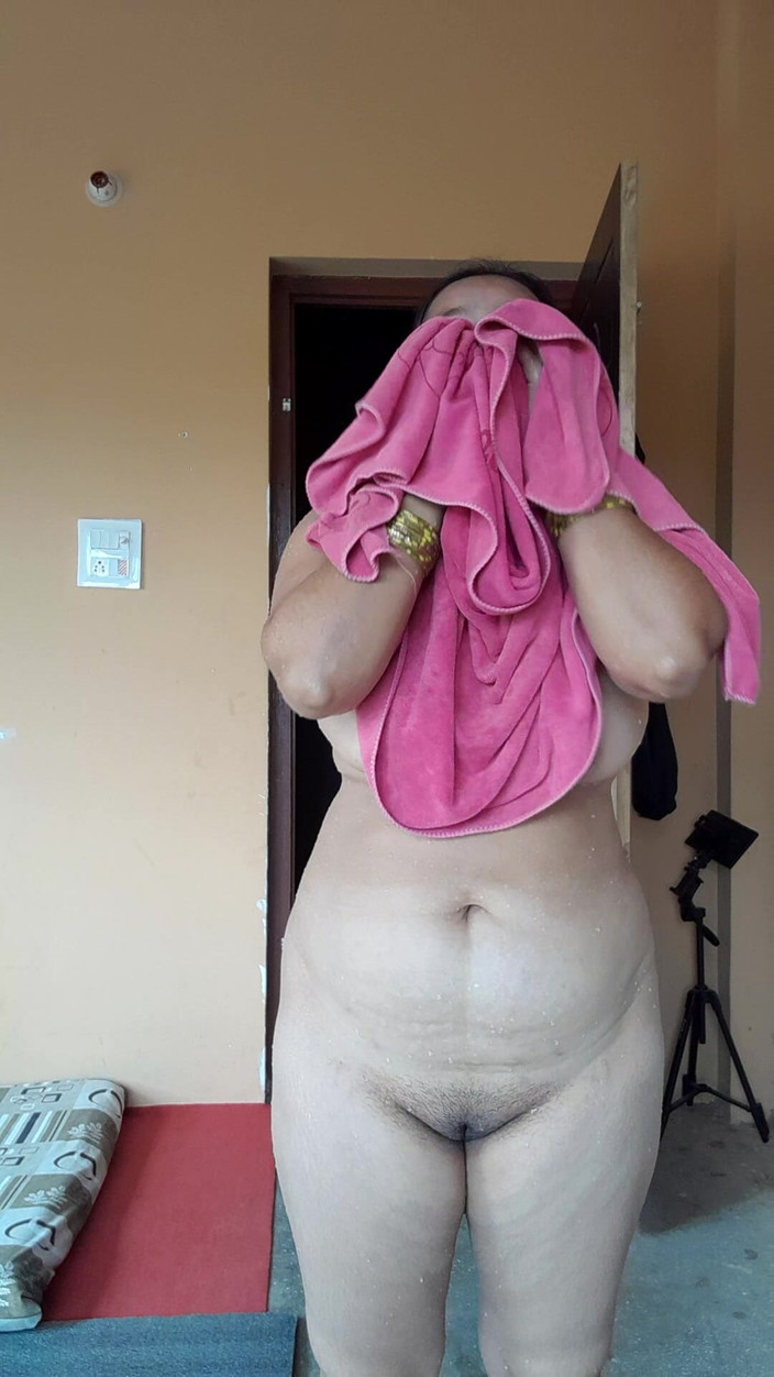 Puja555: 화장실에서 행복한 순간