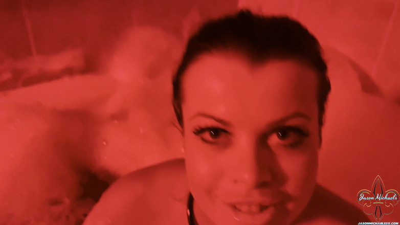 Jason Michaels: Pipe dans la baignoire en POV