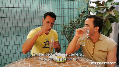 Private.com: निजी बड़े स्तनों वाली Kira की आदमी से चुदाई