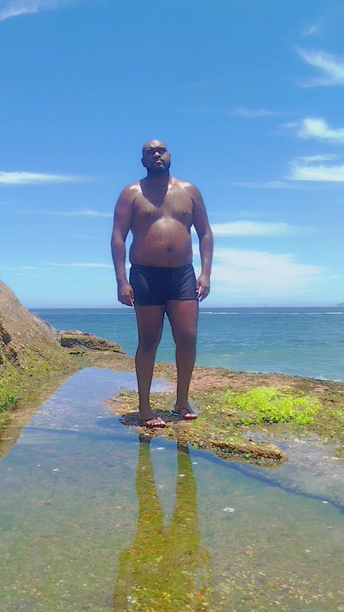 TheBlacKHunterr: Ukazovat své velké tělo v Riu de Janeiru