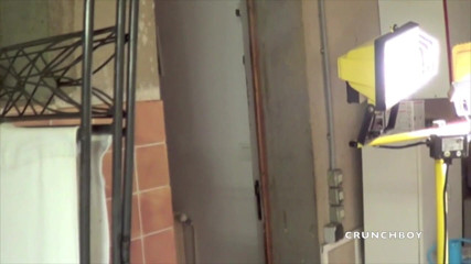 Crunch Boy: Această sclipicioasă adoră să-i sugă pula celui mai bun prieten