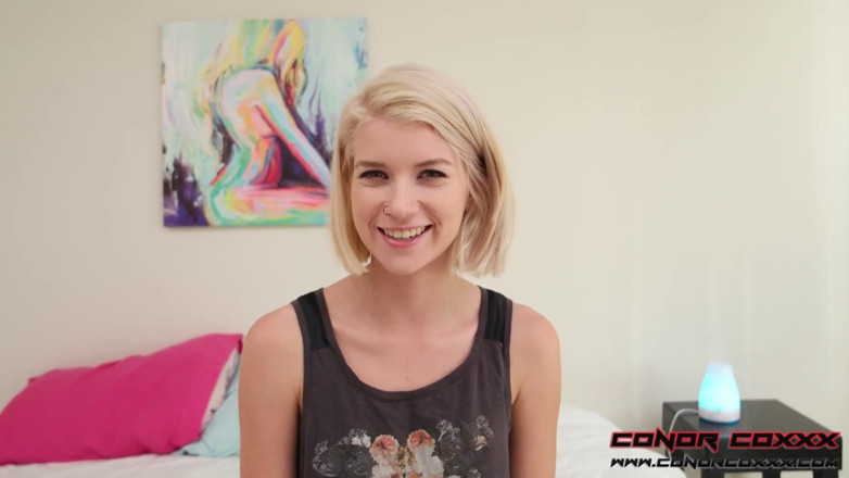 Conor Coxxx: สาวน้อยผมบลอนด์เย็ดปากลึกสุดคอกับอารยา เฟย์