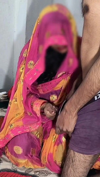 Beautiful Big Boobs Indian Bhabhi Doggystyle Fucking and Cumshot on Ass