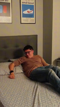 Buchungsfehler! Ich Teile Mir Ein Bett Mit Einem Fremden Im Motel Und Am Ende Haben Wir Miteinander Geschlafen