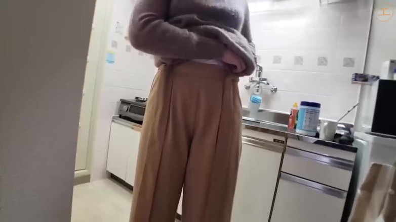 Asians in love: Asian wife doggy creampie